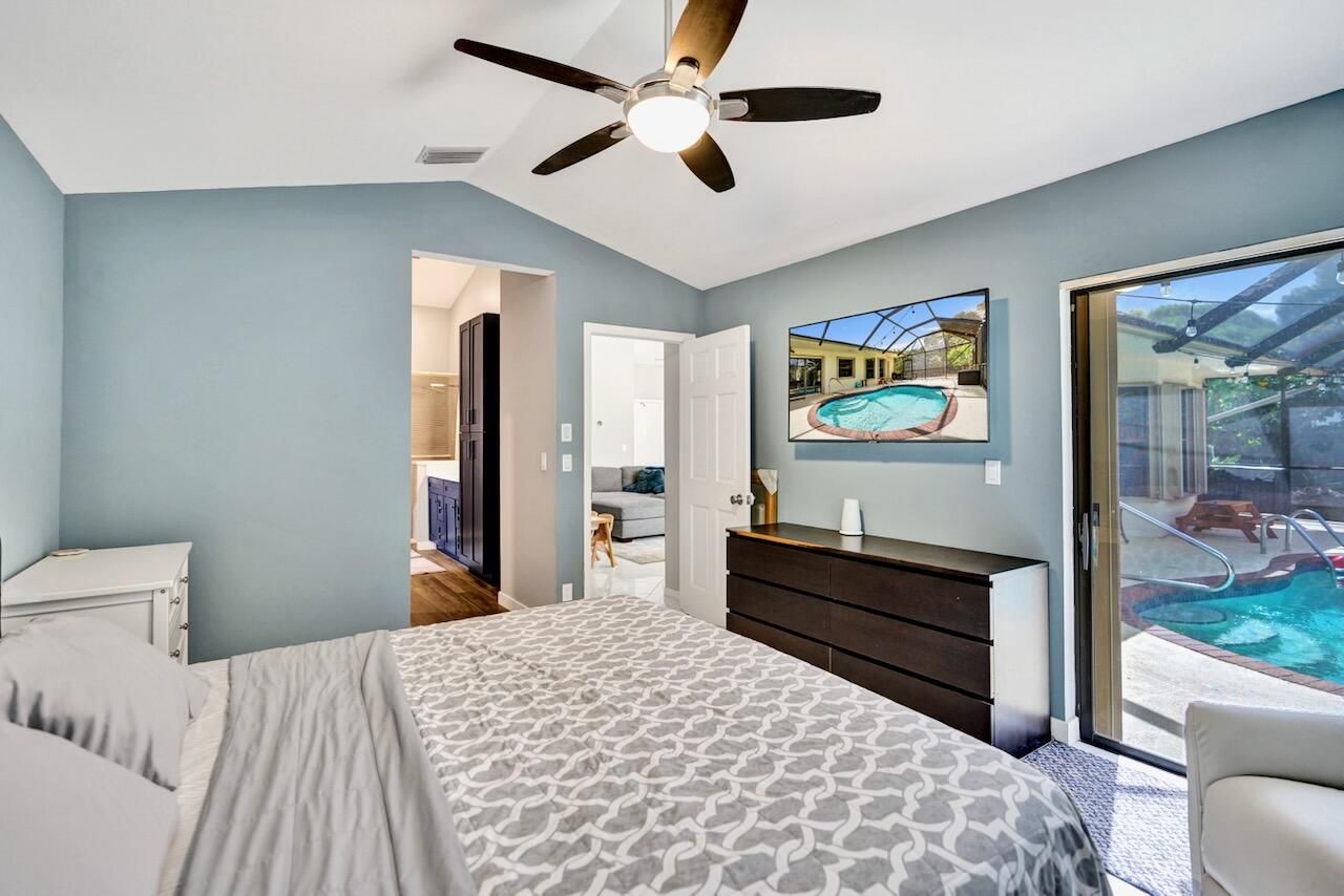 54 Cedar Circle, Boynton Beach, FL 33436 Photo