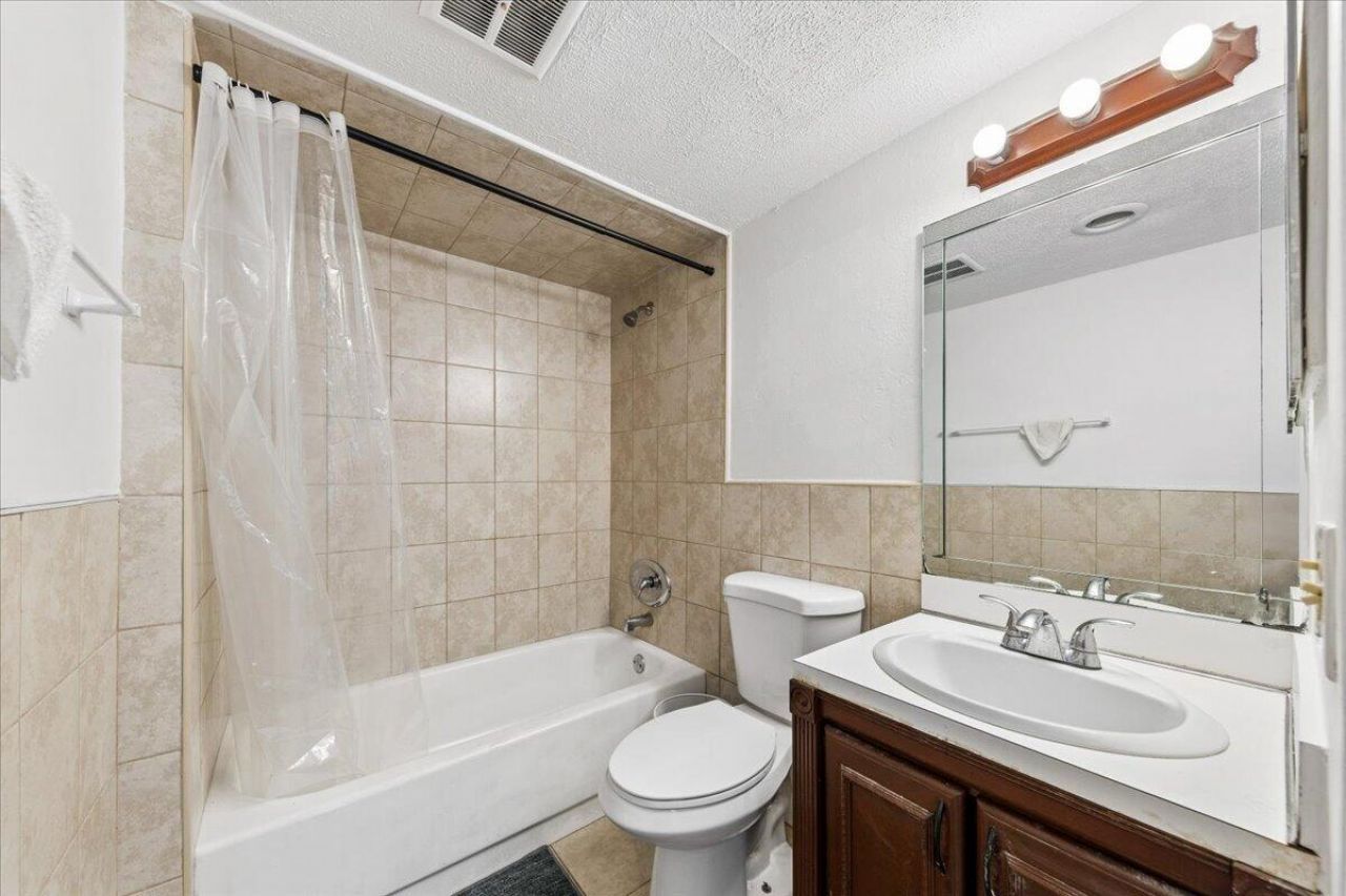 4156 Inverrary Drive, Lauderhill, FL 33319 Photo