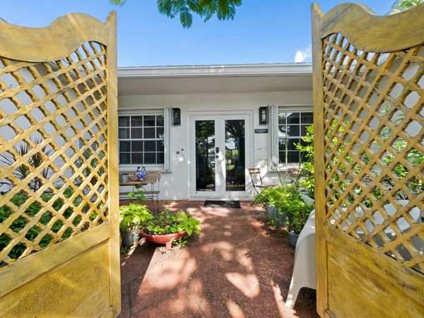3991 NW 46th Avenue, Lauderdale Lakes, FL 33319