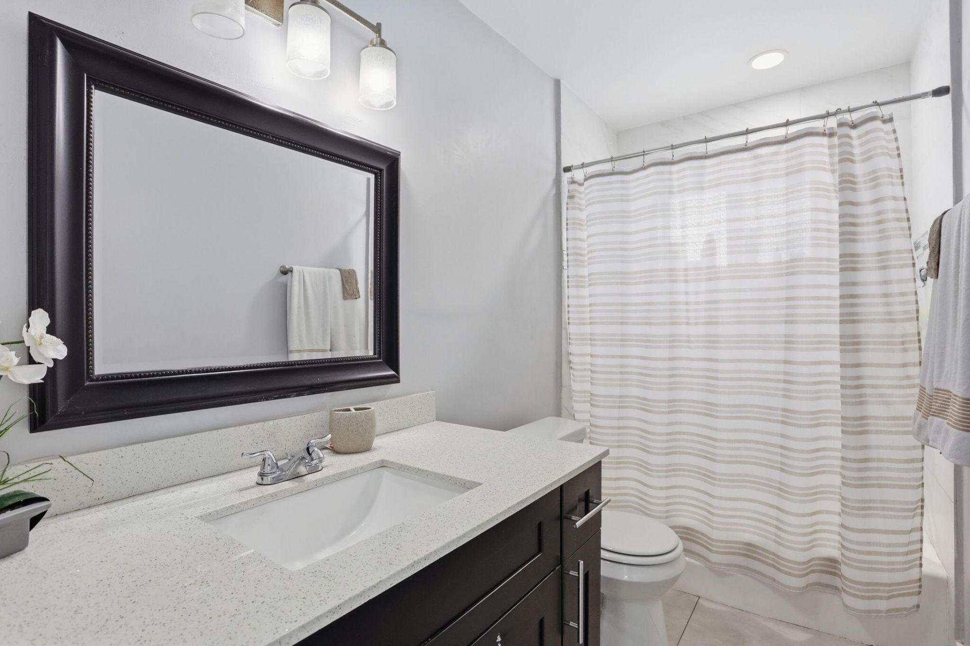 5940 NW 16th Street, Sunrise, FL 33313 Photo