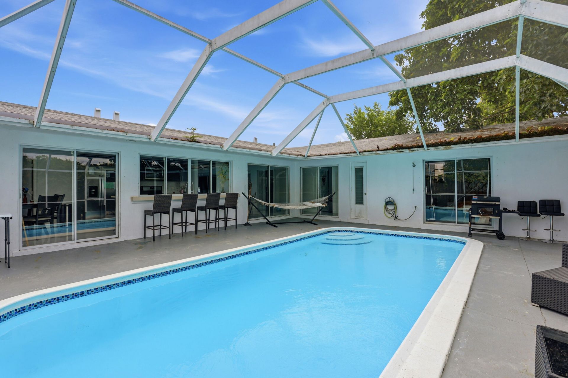 5940 NW 16th Street, Sunrise, FL 33313 Photo