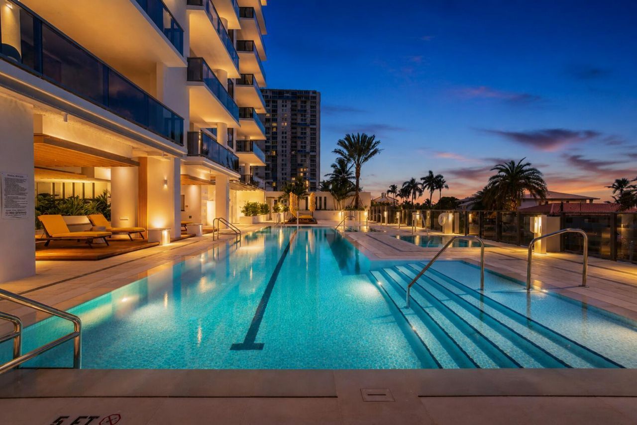 305 Briny Avenue, Unit 301, Pompano Beach, FL 33062 Photo