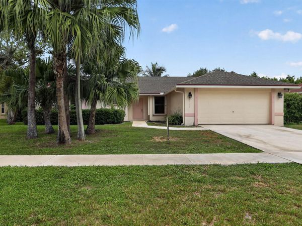14798 Paddock Drive, Wellington, FL 33414