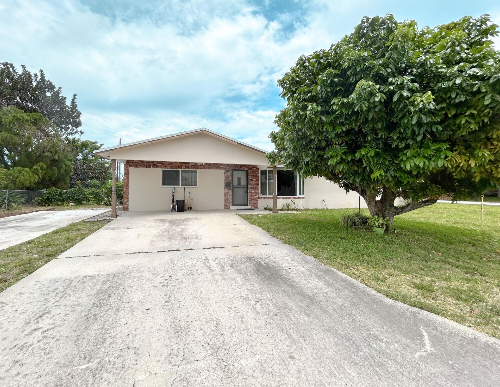 441 SW 6th Avenue, Boynton Beach, FL 33435 Main Photo