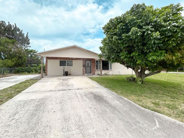 441 SW 6th Avenue, Boynton Beach, FL 33435