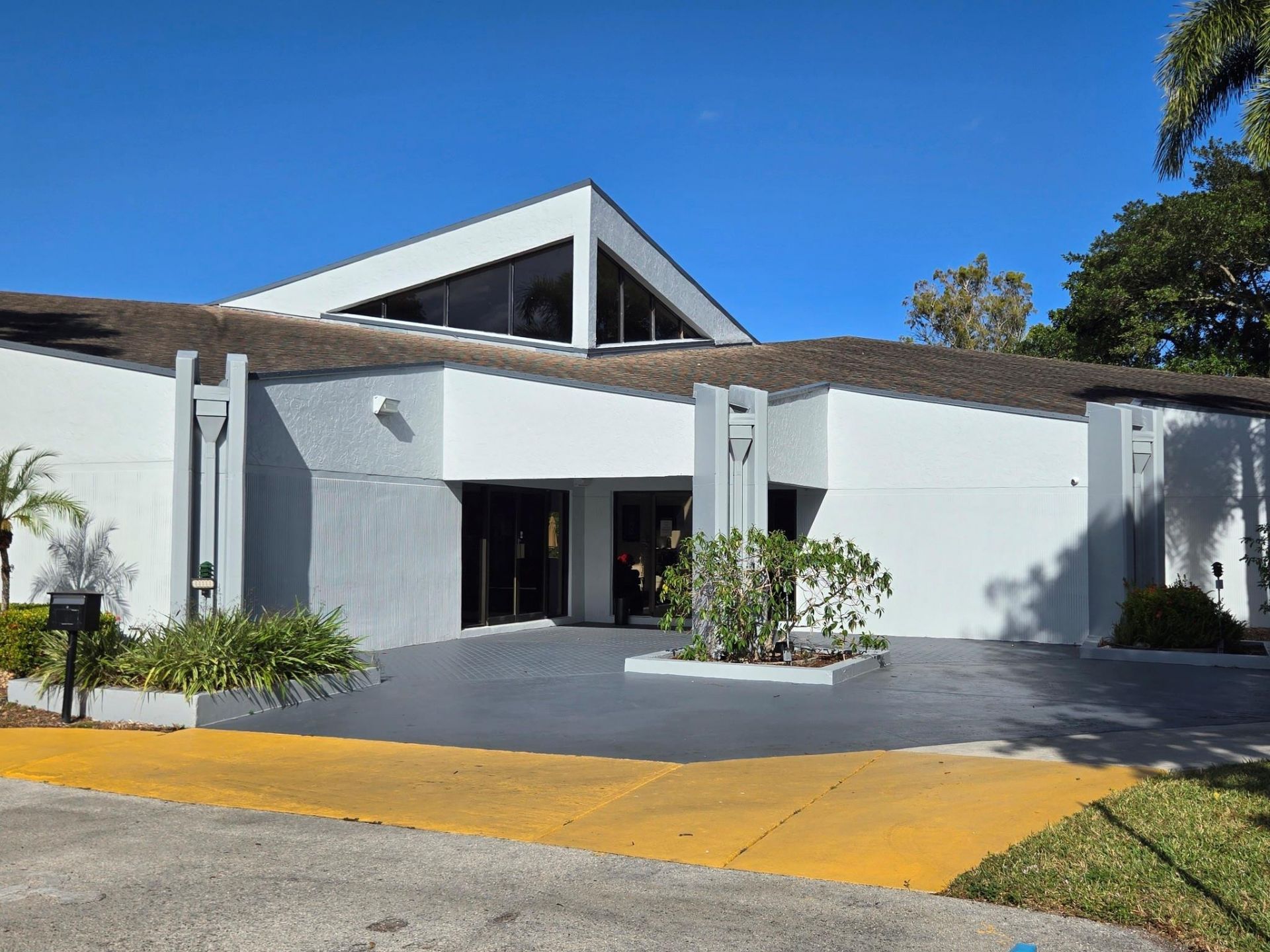 8390 Sands Point Boulevard, Unit F209, Tamarac, FL 33321 Photo