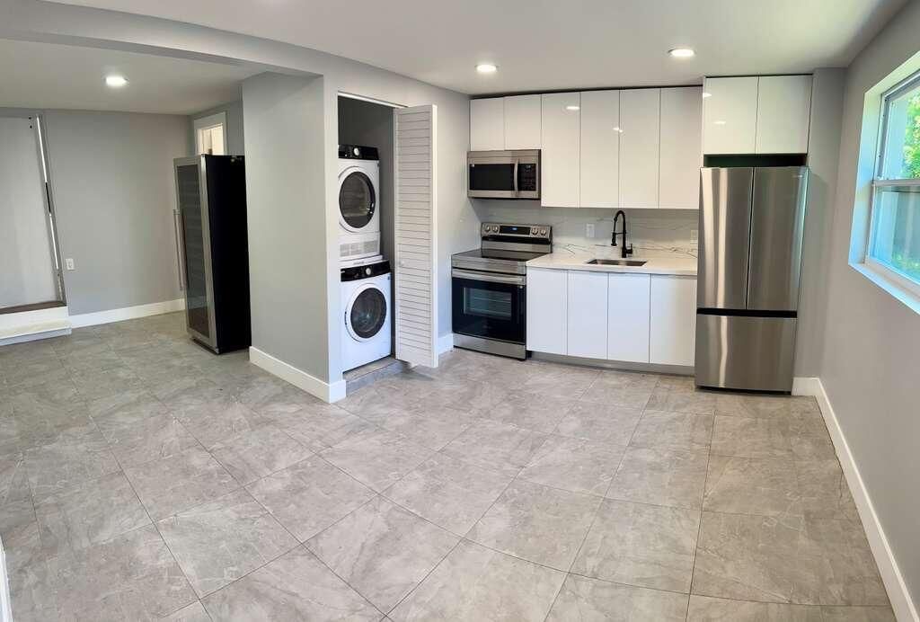 2865 NE 13th Avenue, Pompano Beach, FL 33064 Photo