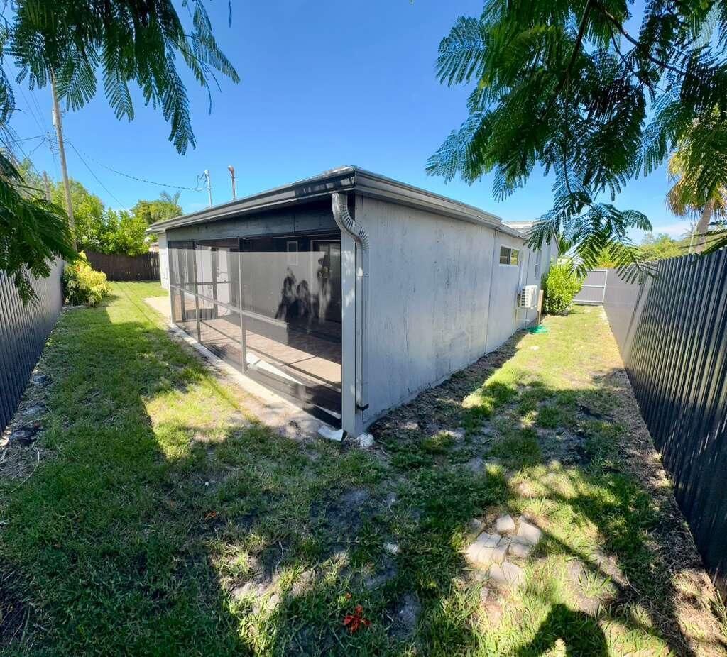 2865 NE 13th Avenue, Pompano Beach, FL 33064 Photo