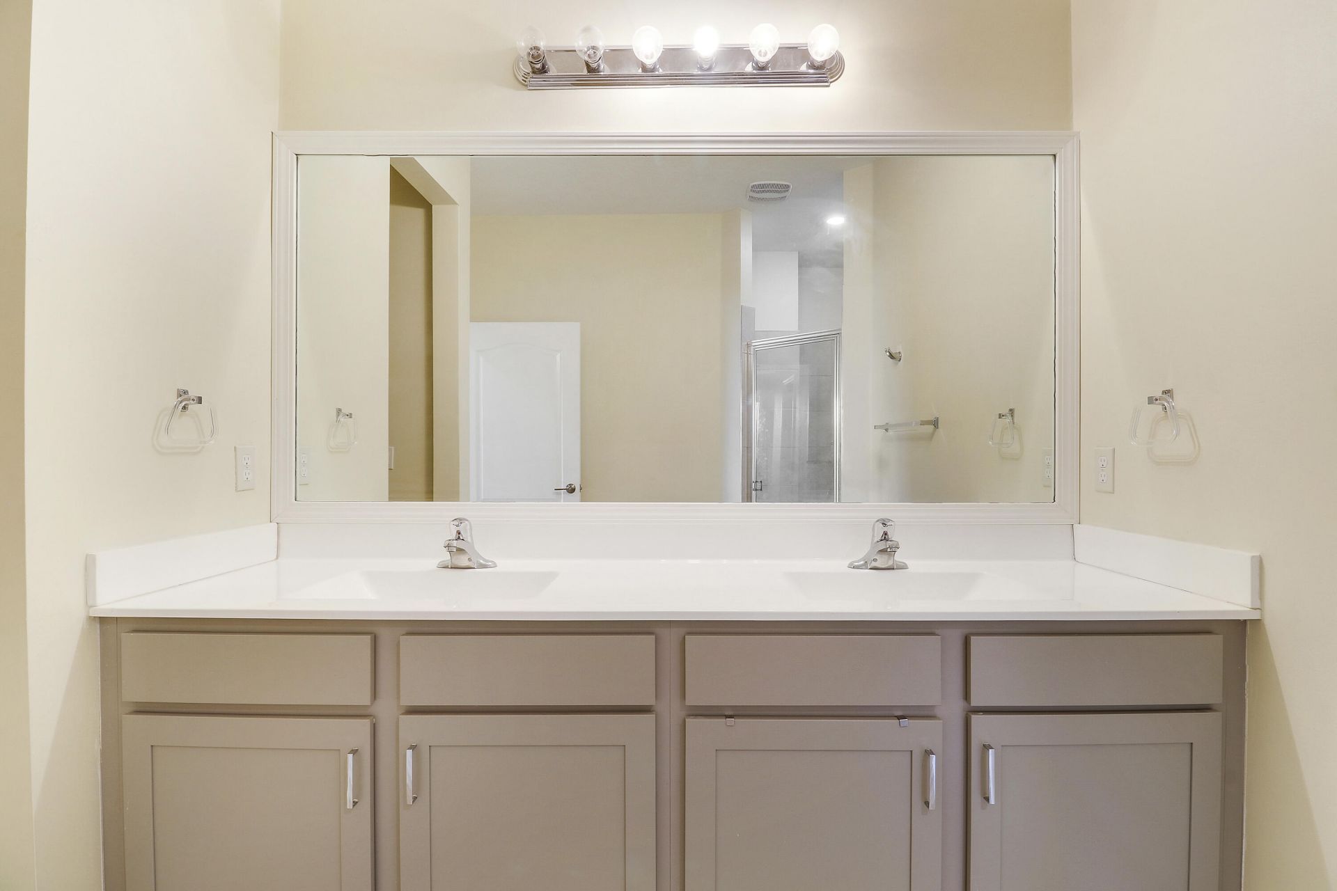8292 NW Greenbank Circle, Port Saint Lucie, FL 34987 Photo