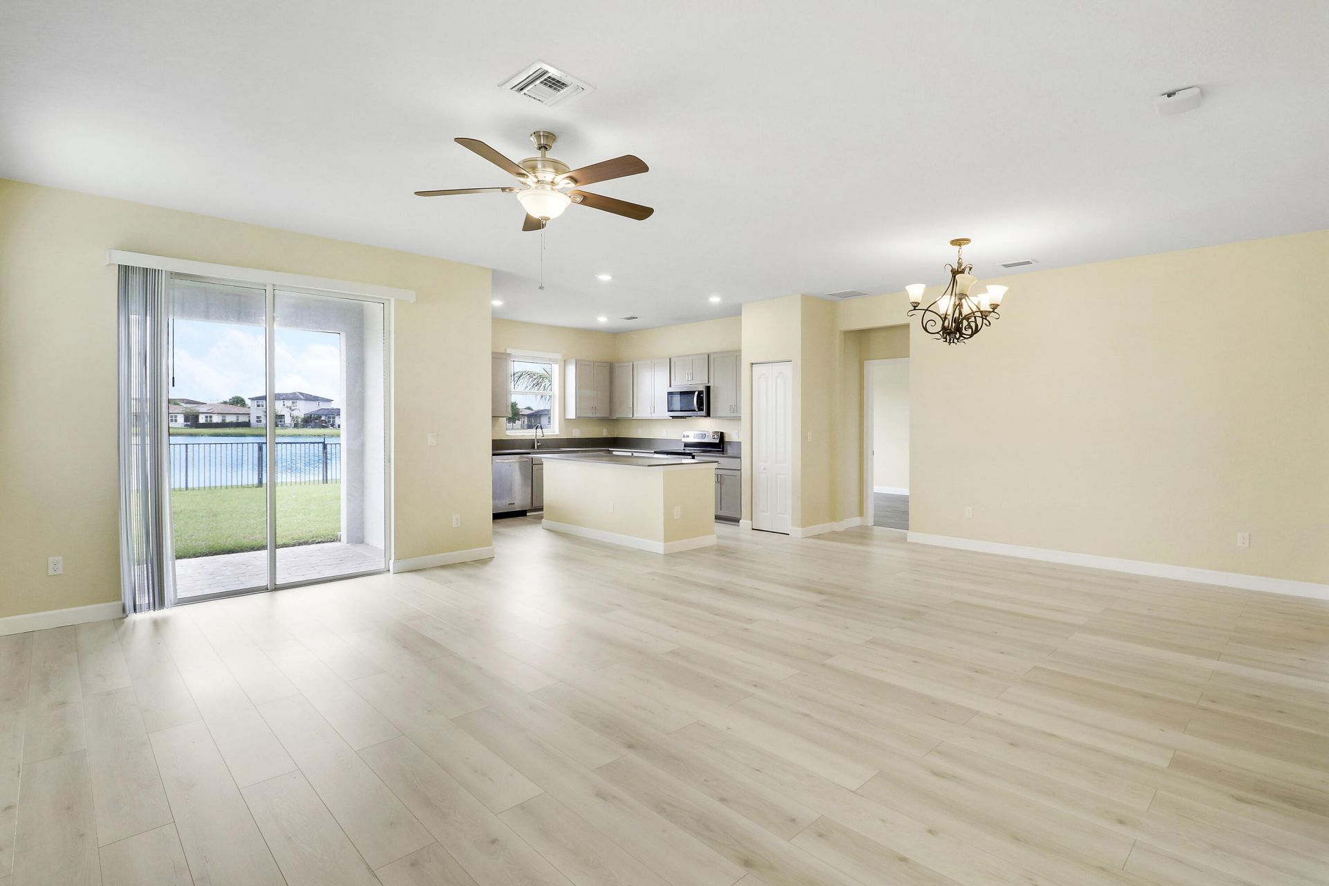 8292 NW Greenbank Circle, Port Saint Lucie, FL 34987 Photo