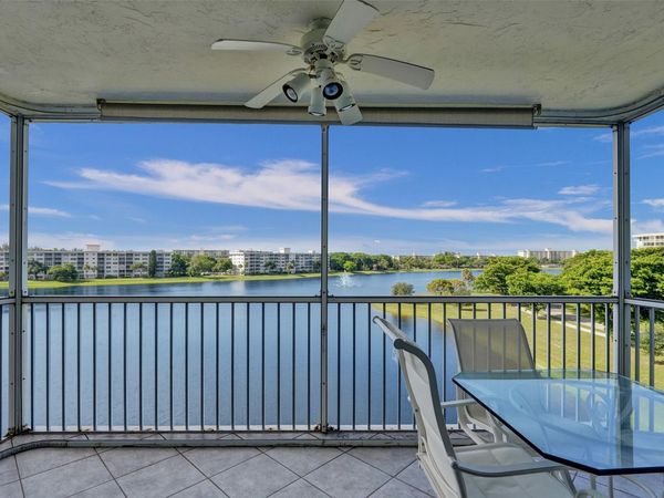 2900 N Course Drive, Unit 602, Pompano Beach, FL 33069