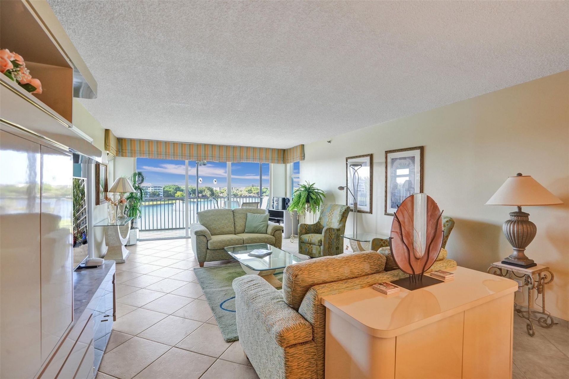 2900 N Course Drive, Unit 602, Pompano Beach, FL 33069 Photo