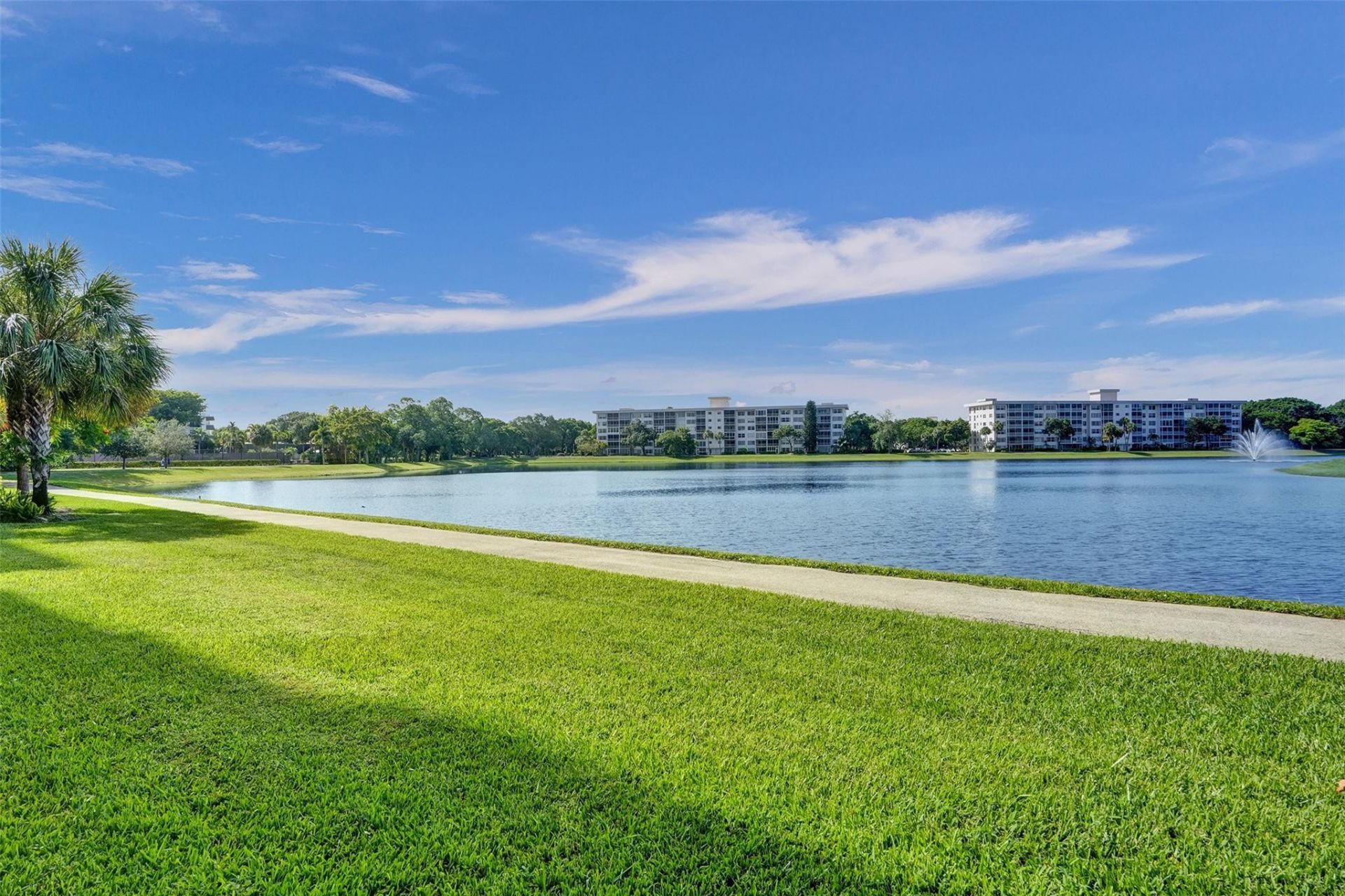 2900 N Course Drive, Unit 602, Pompano Beach, FL 33069 Photo