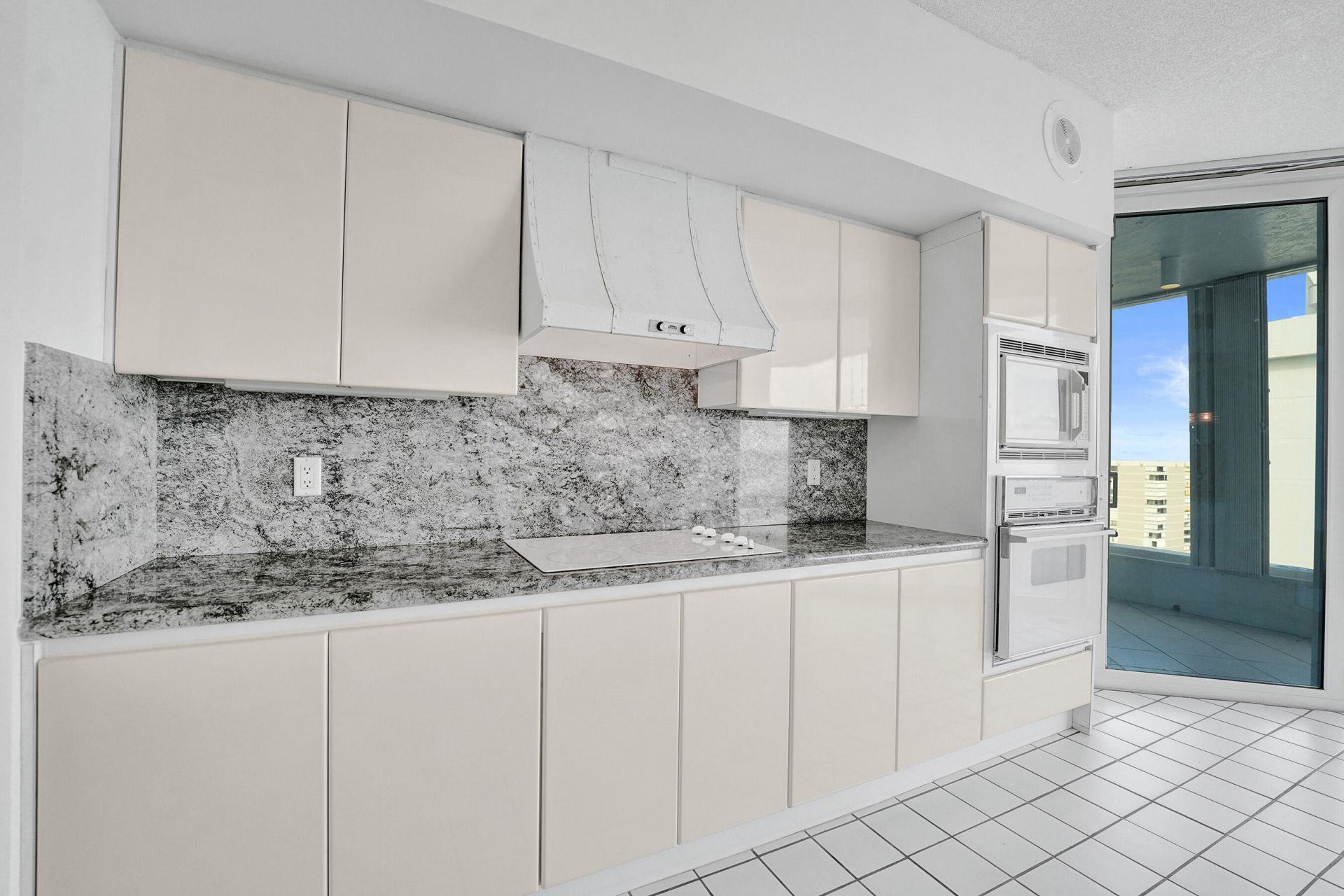 1440 S Ocean Boulevard, Unit 12a, Lauderdale by the Sea, FL 33062 Photo