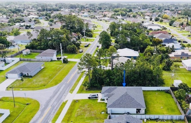2372 SW Import Drive, Unit 2372, Port Saint Lucie, FL 34953 Photo