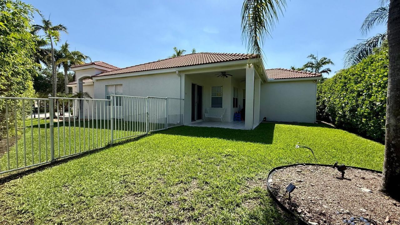 522 Live Oak Lane, Weston, FL 33327 Photo