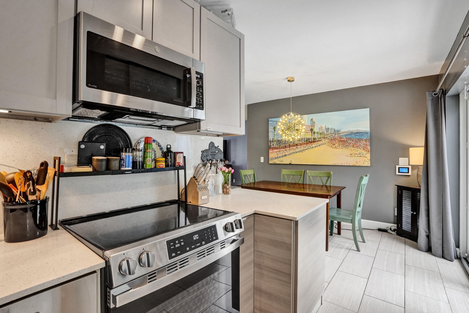 4641 NE 6th Avenue, Oakland Park, FL 33334 Photo