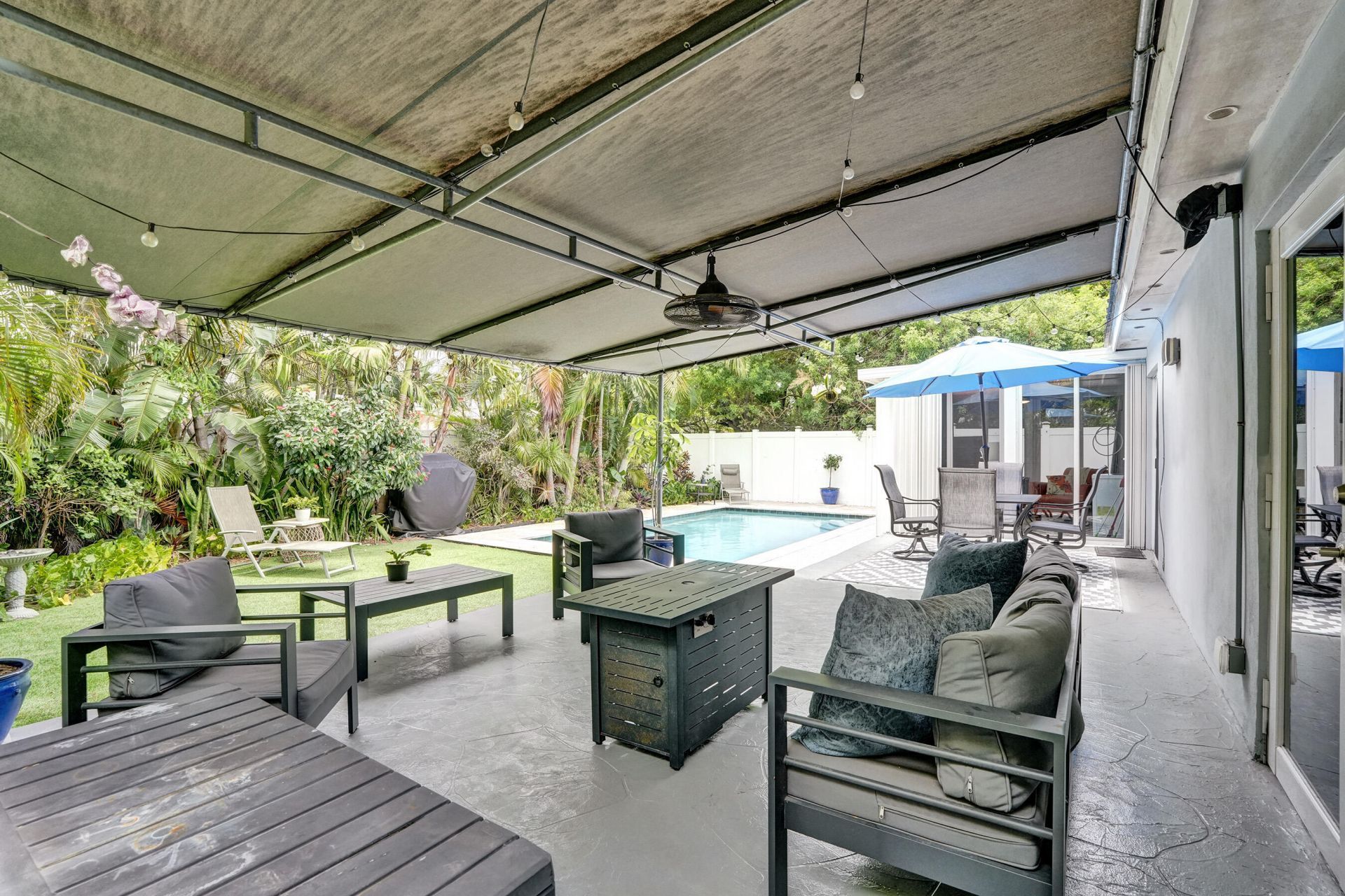 4641 NE 6th Avenue, Oakland Park, FL 33334 Photo