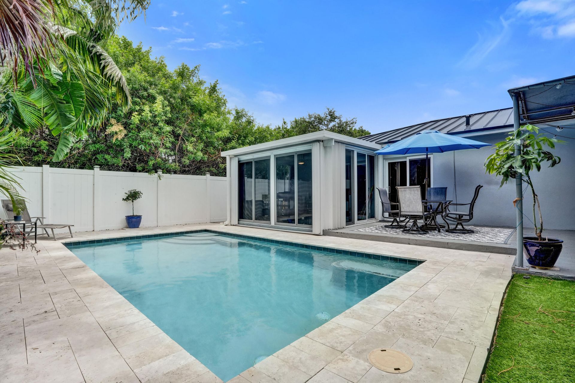 4641 NE 6th Avenue, Oakland Park, FL 33334 Photo