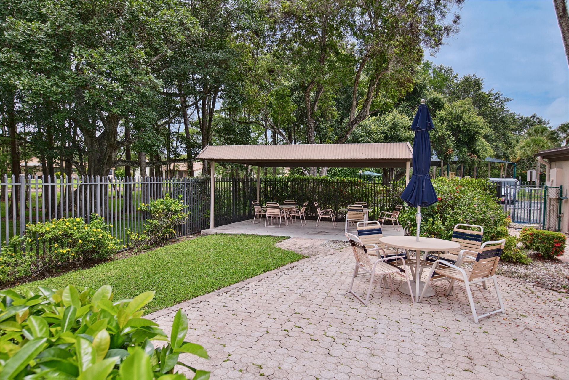 4413 NW 22nd Road, Unit 404, Coconut Creek, FL 33066 Photo