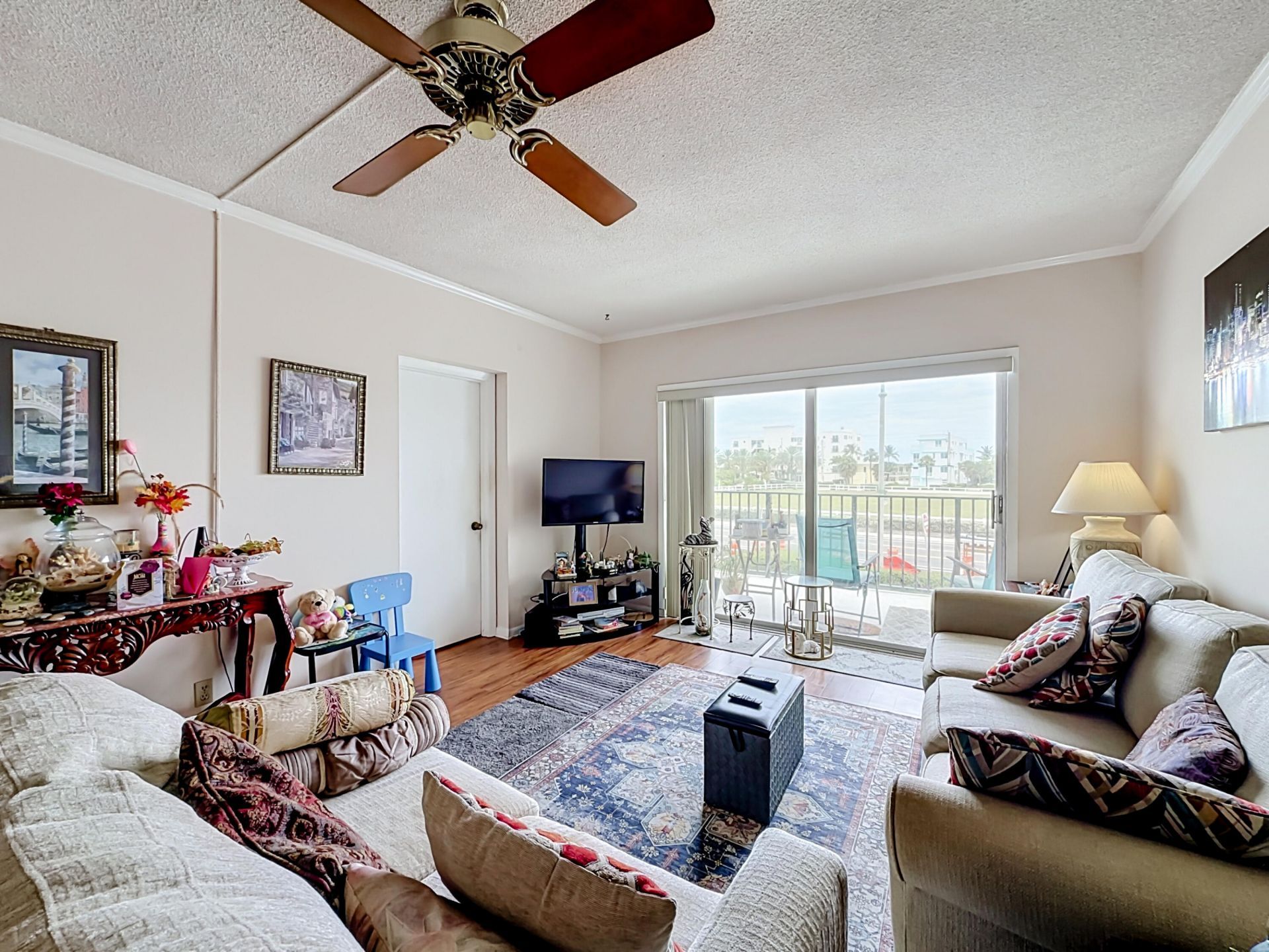 4117 Bougainvilla Drive, Unit 207, Lauderdale by the Sea, FL 33308 Photo