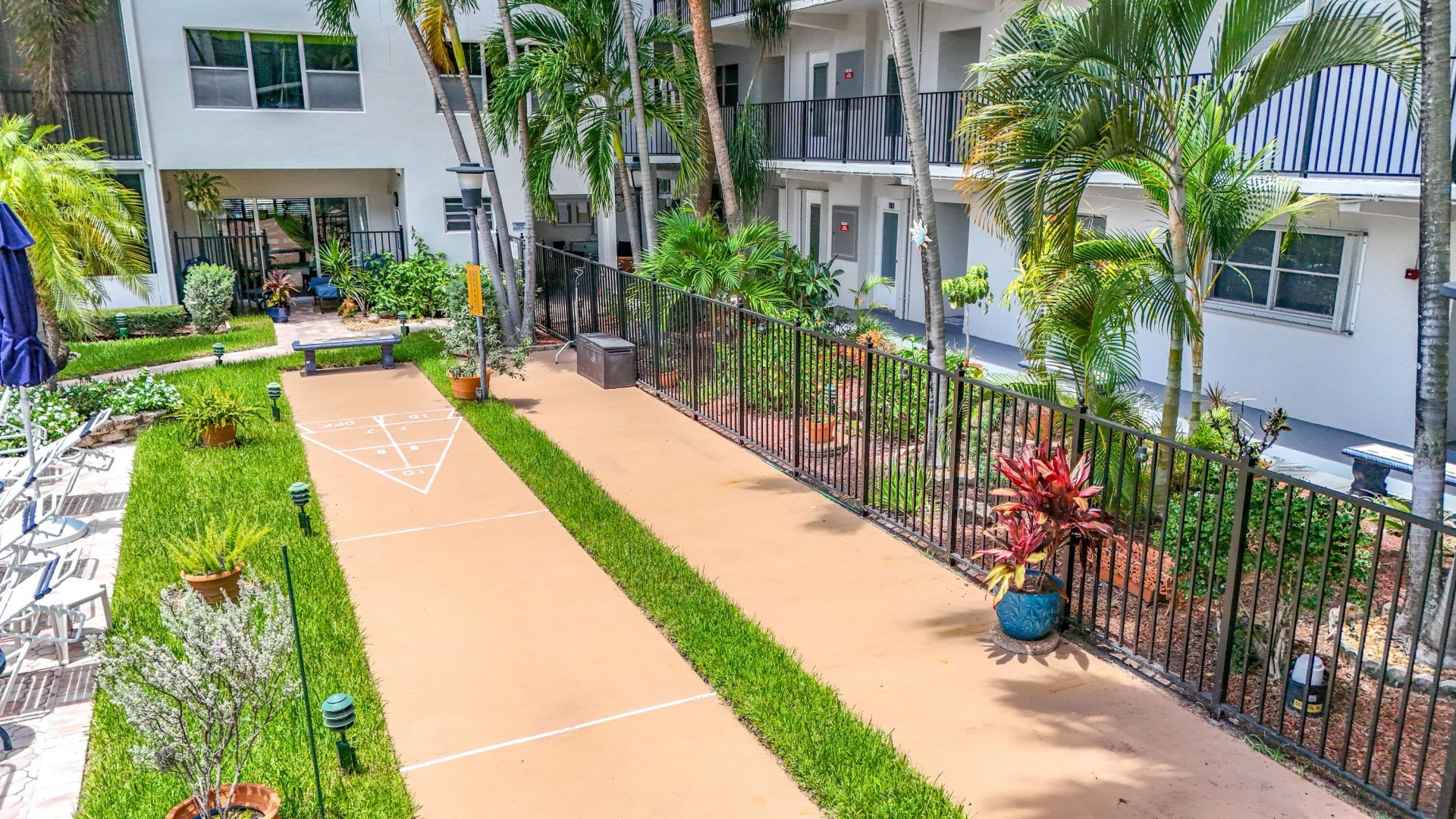 4117 Bougainvilla Drive, Unit 207, Lauderdale by the Sea, FL 33308 Photo