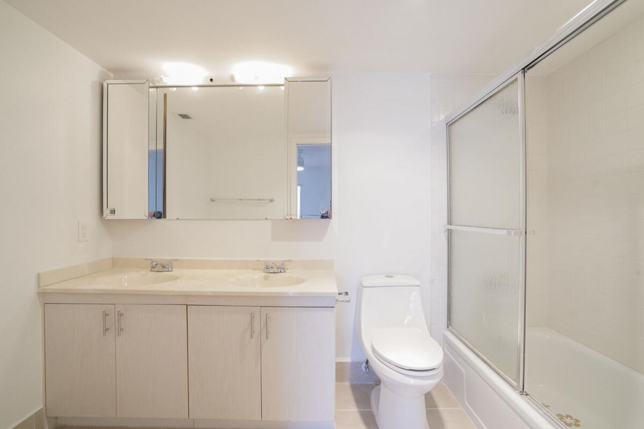 4401 Martinique Court, Unit D2, Coconut Creek, FL 33066 Photo
