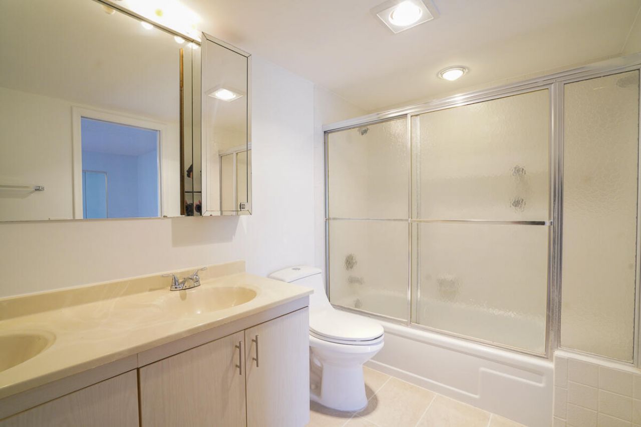 4401 Martinique Court, Unit D2, Coconut Creek, FL 33066 Photo
