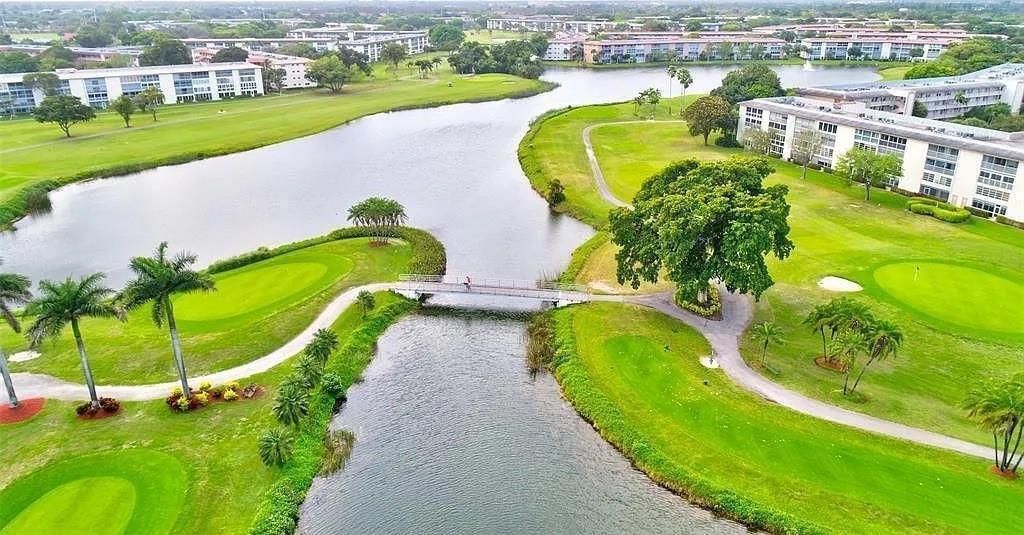 4401 Martinique Court, Unit D2, Coconut Creek, FL 33066 Photo