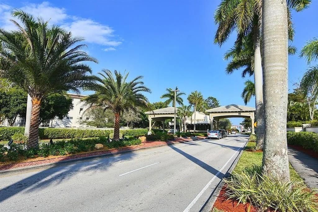 4401 Martinique Court, Unit D2, Coconut Creek, FL 33066 Photo