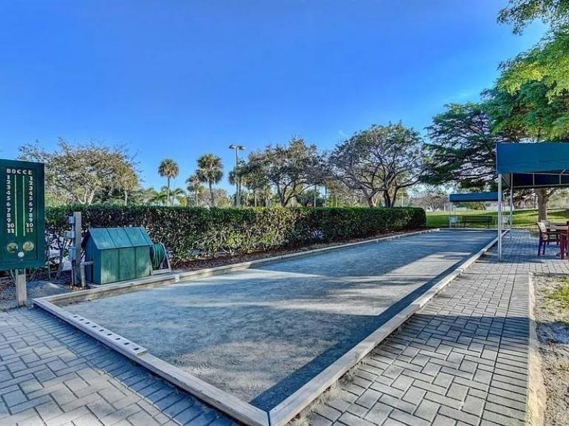 4401 Martinique Court, Unit D2, Coconut Creek, FL 33066 Photo