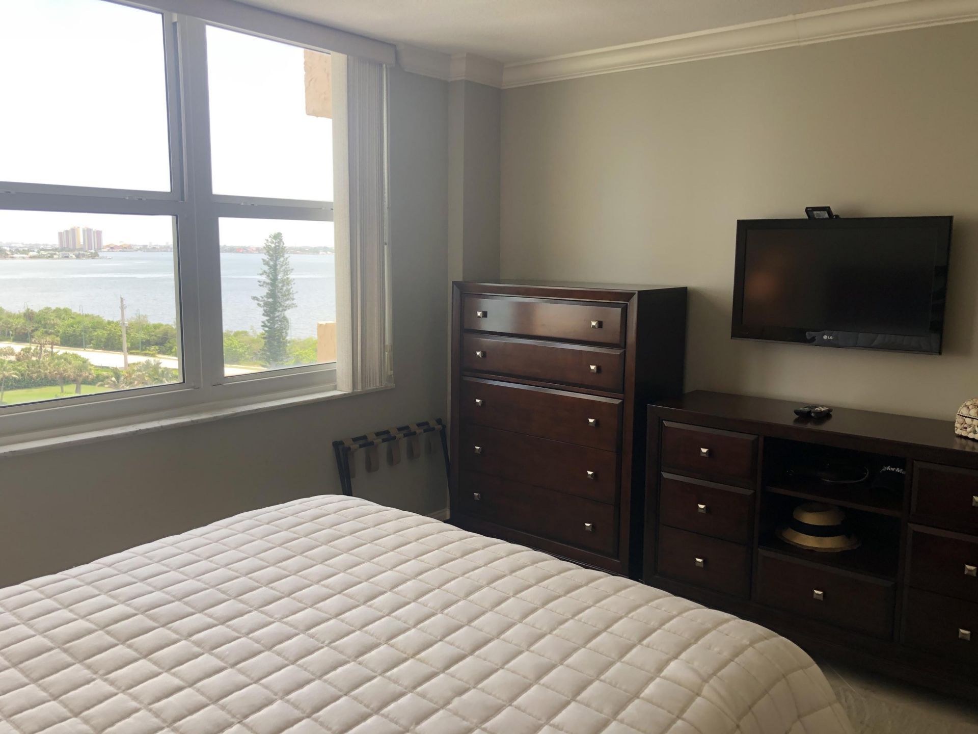 5440 N Ocean Avenue, Unit 803, Riviera Beach, FL 33404 Photo