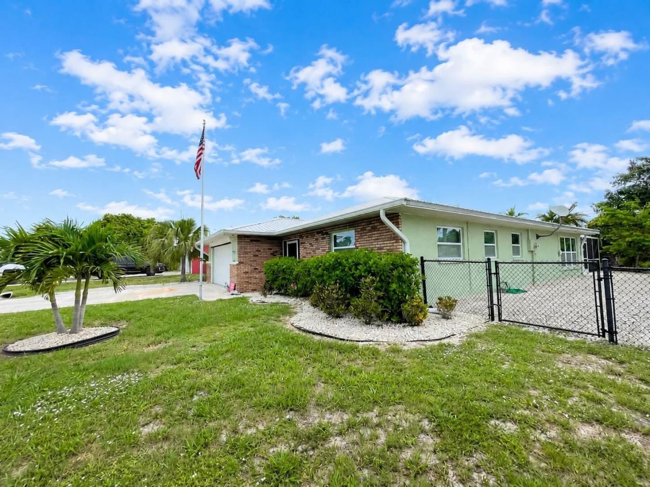 15804 Missouri Street, Bokeelia, FL 33922 Photo