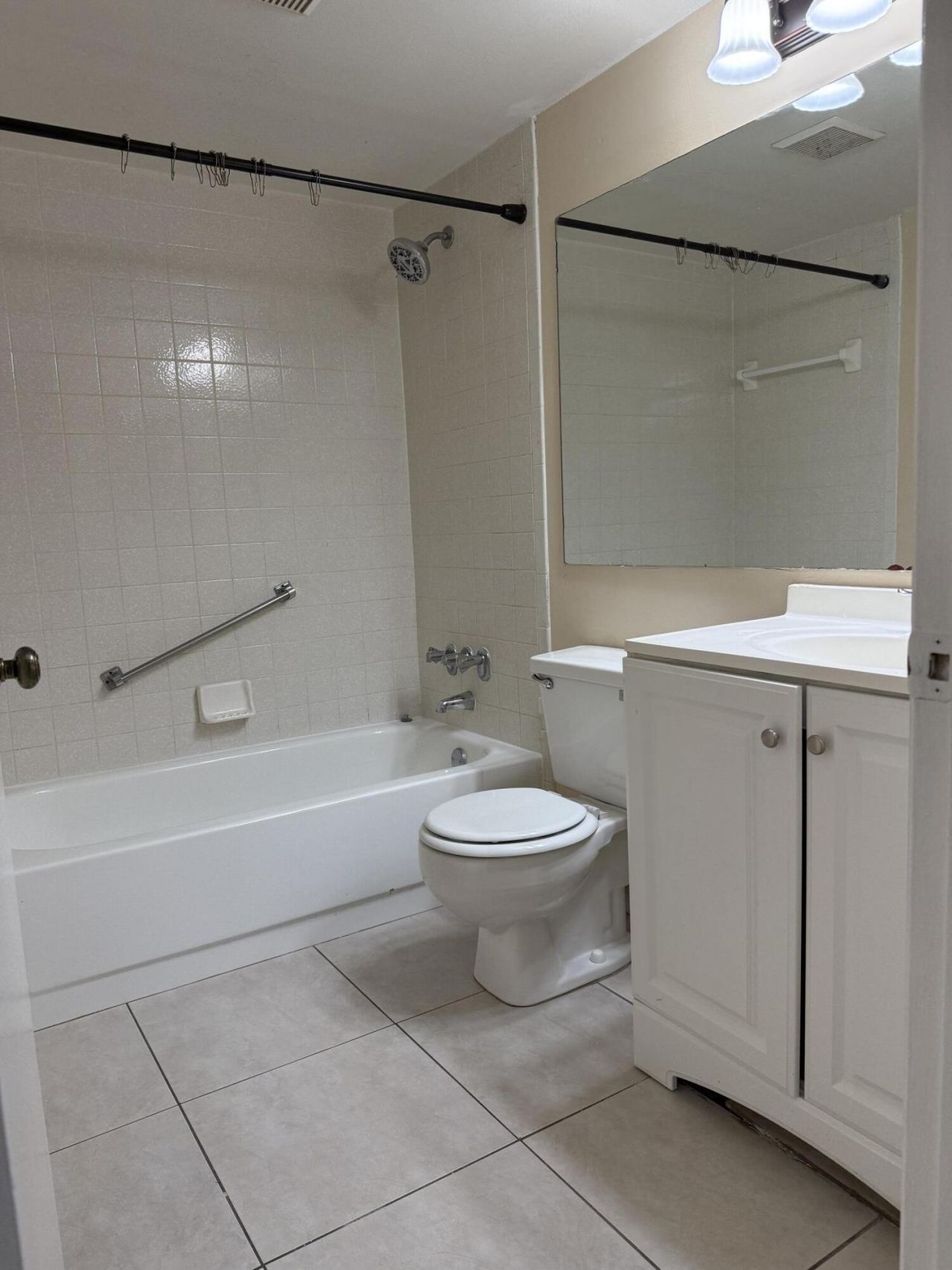703 Sunny Pine Way, Unit B3, Greenacres, FL 33415 Photo