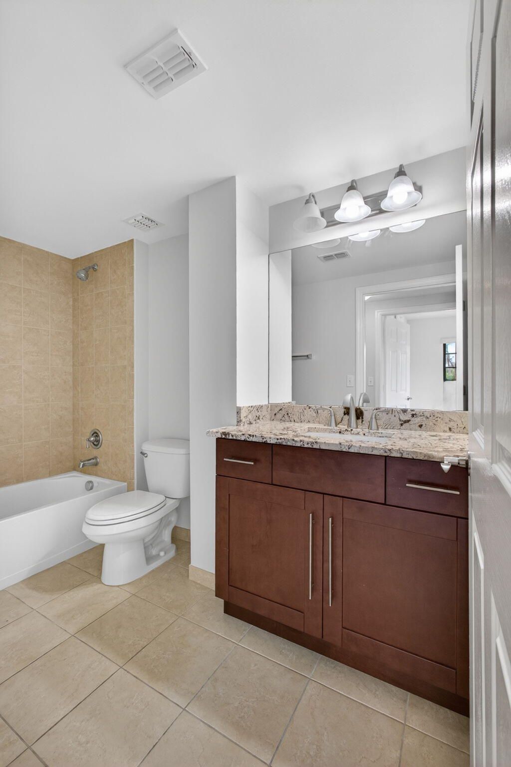4907 Midtown Lane, Unit 1214, Palm Beach Gardens, FL 33418 Photo