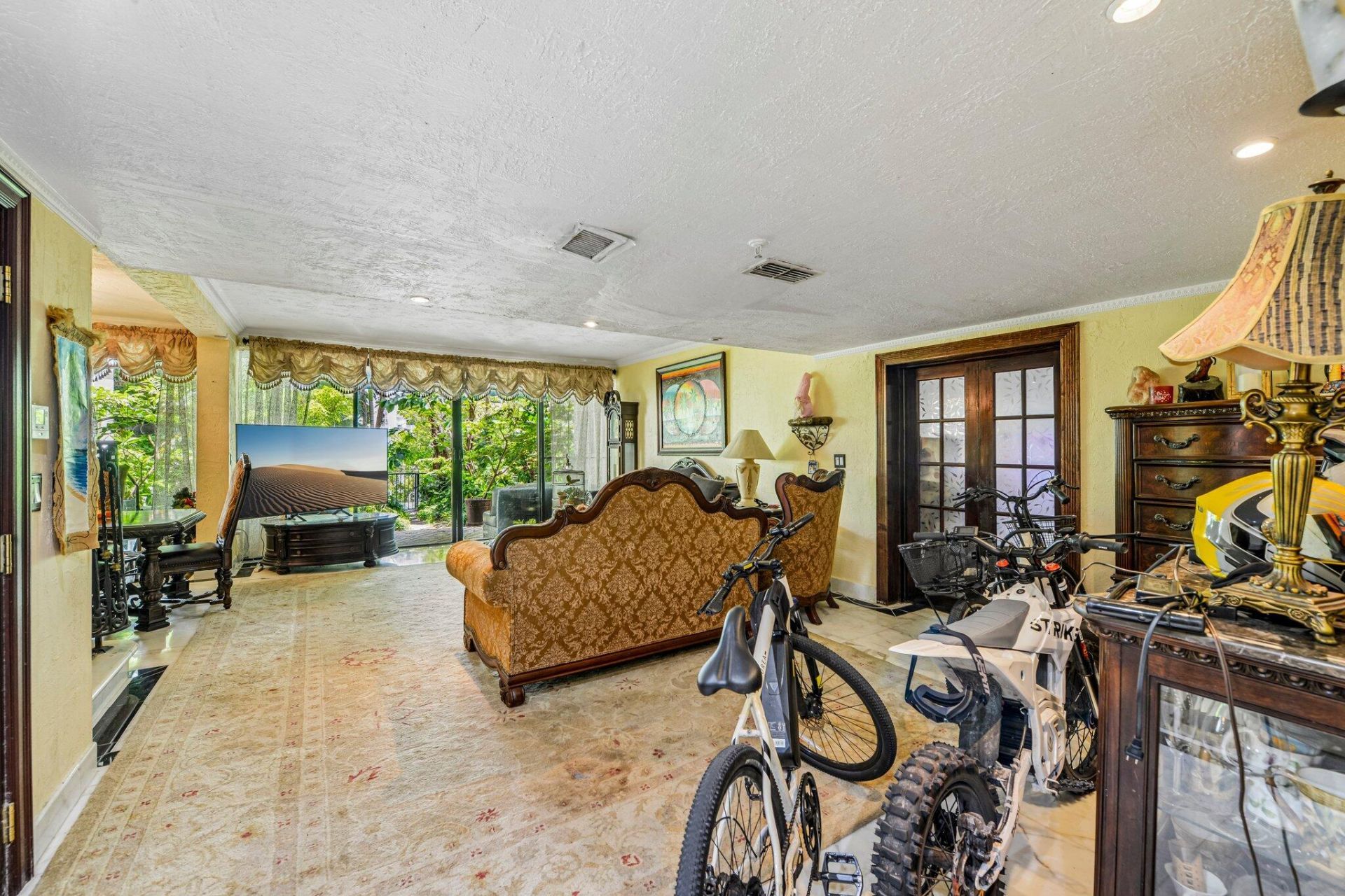 430 Poinciana Drive, Unit 1710, Sunny Isles Beach, FL 33160 Photo