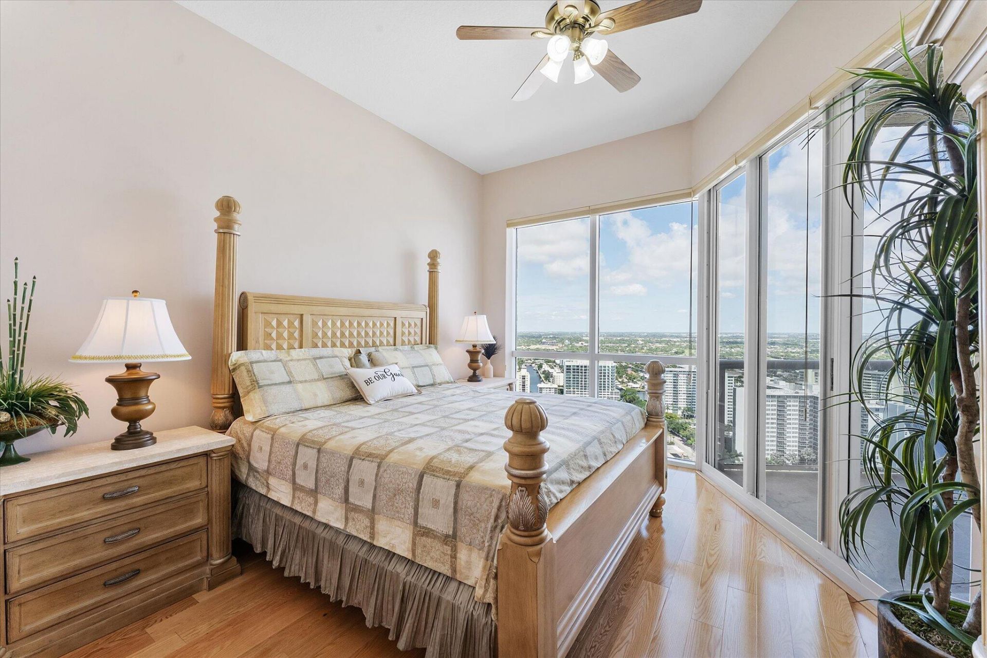 3200 N Ocean Boulevard, Unit 2903, Fort Lauderdale, FL 33308 Photo