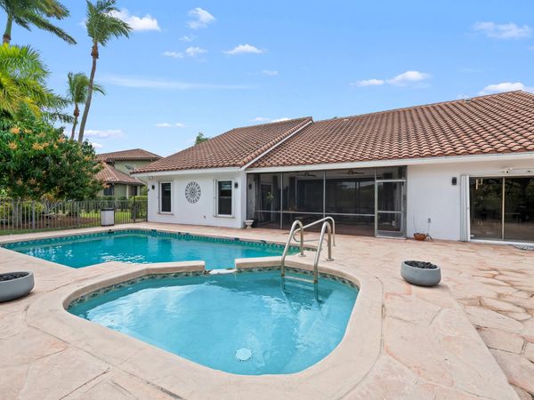 8505 NW 77th Street, Tamarac, FL 33321