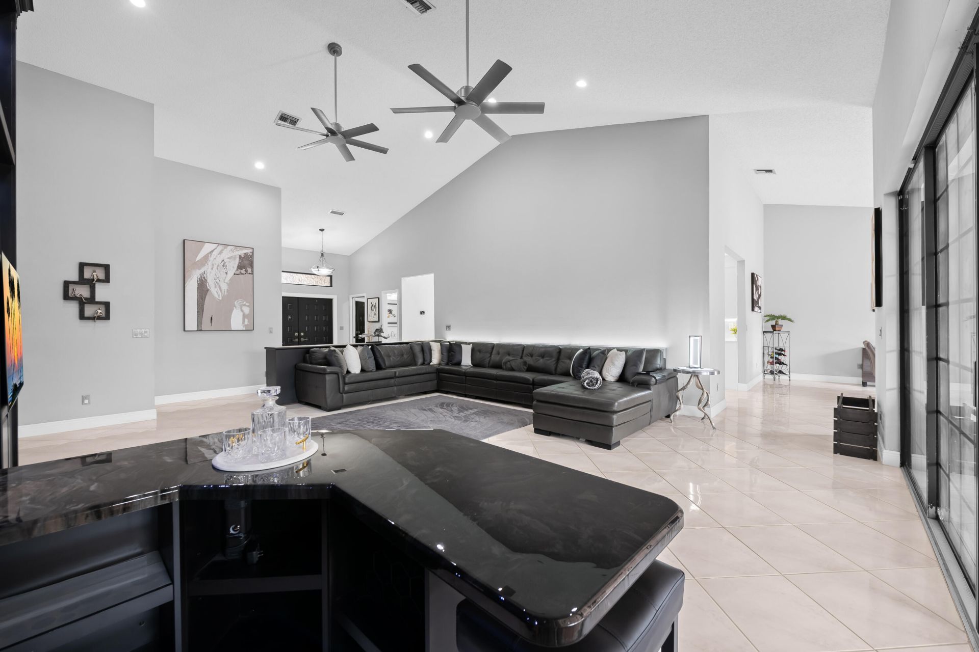 8505 NW 77th Street, Tamarac, FL 33321 Photo