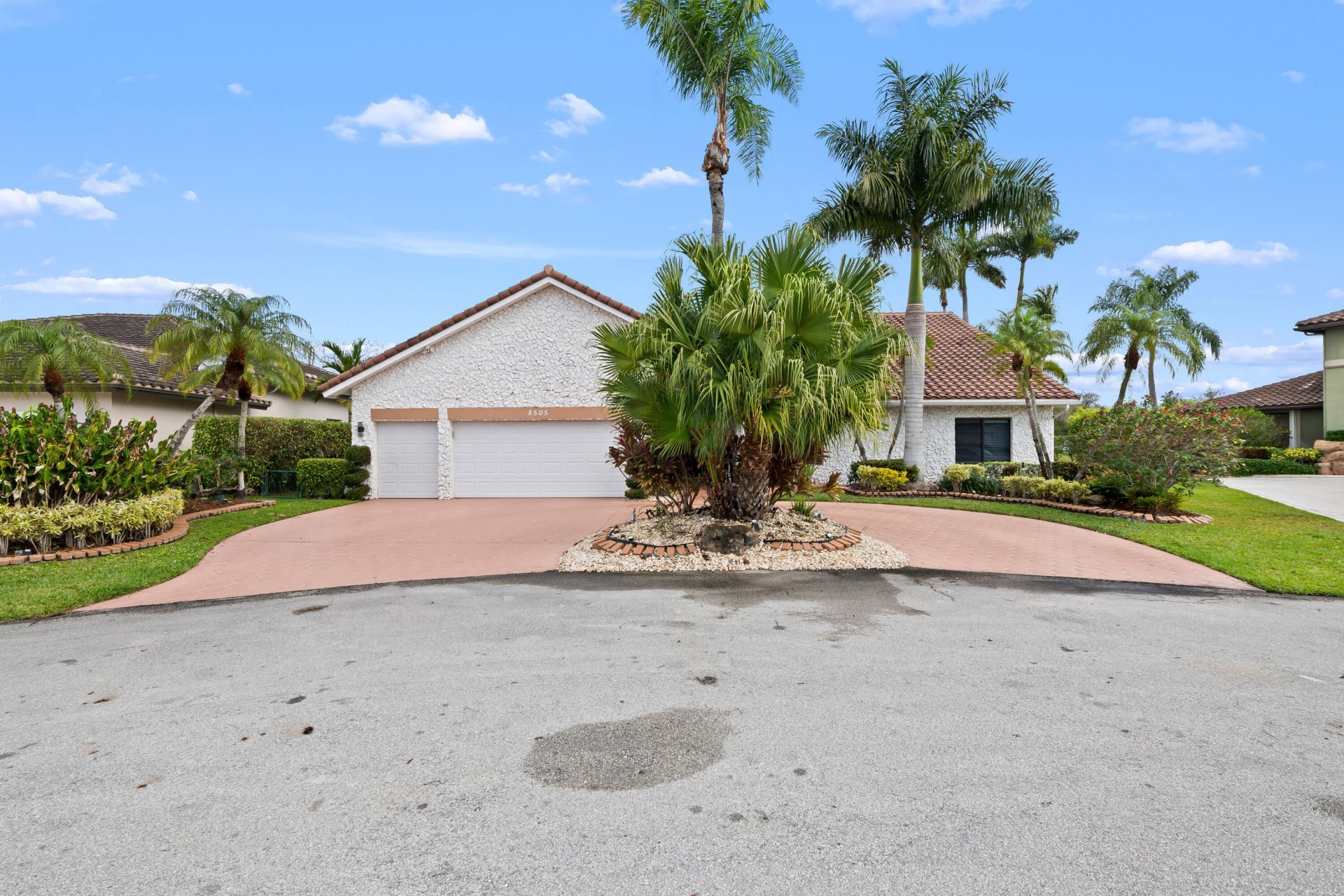 8505 NW 77th Street, Tamarac, FL 33321 Photo