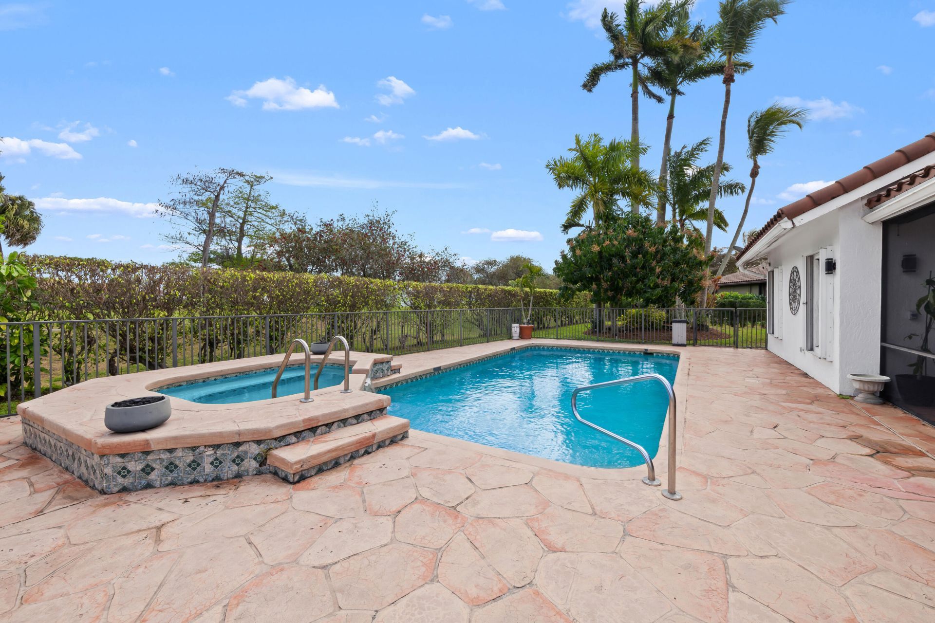 8505 NW 77th Street, Tamarac, FL 33321 Photo