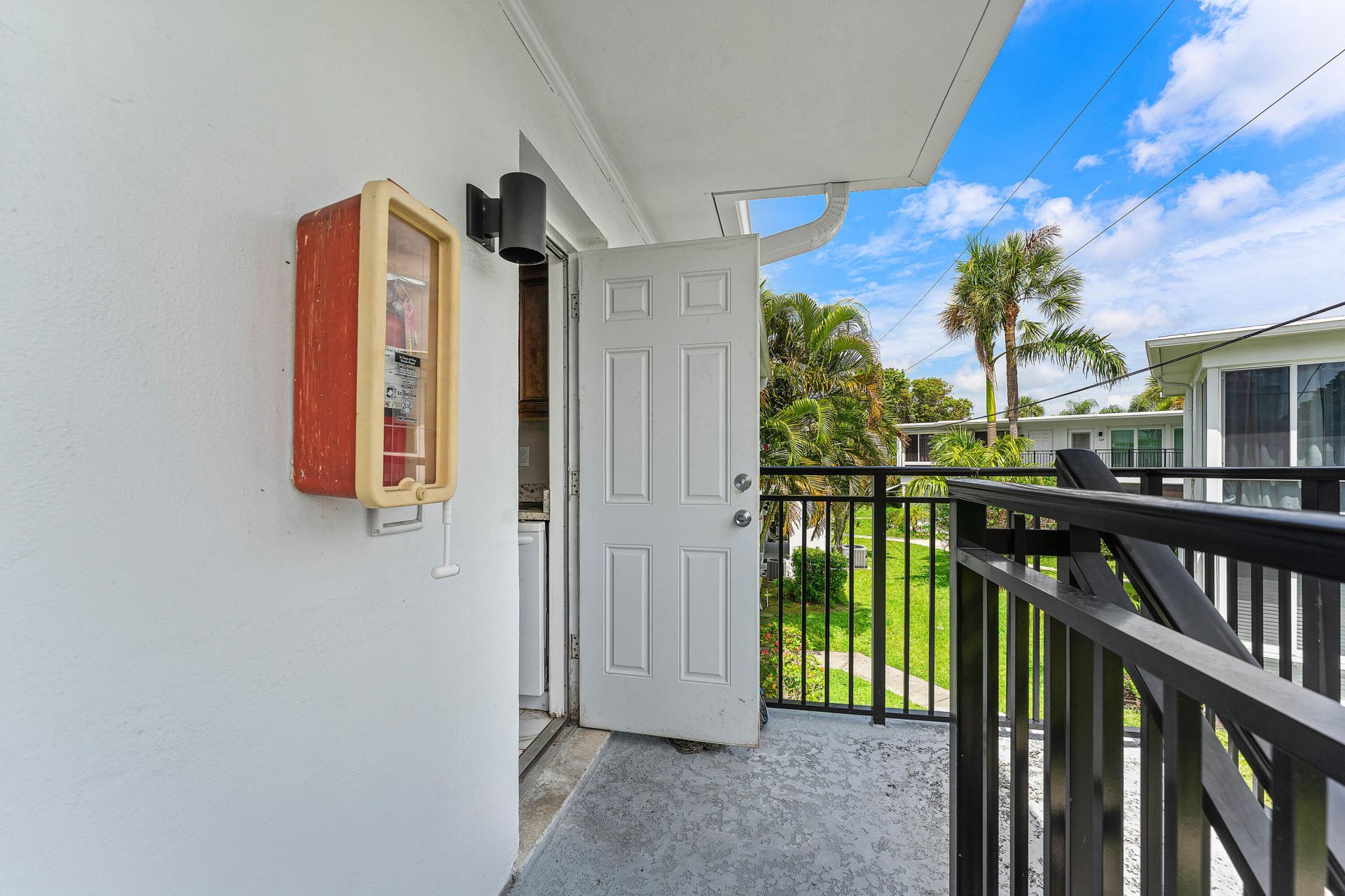 1045 SE 15th Street, Unit 13d, Fort Lauderdale, FL 33316 Photo