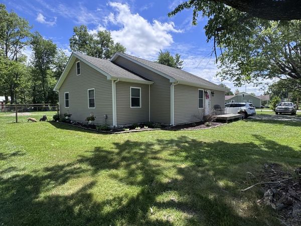 8951 S State Road 58, Columbus, IN 47201