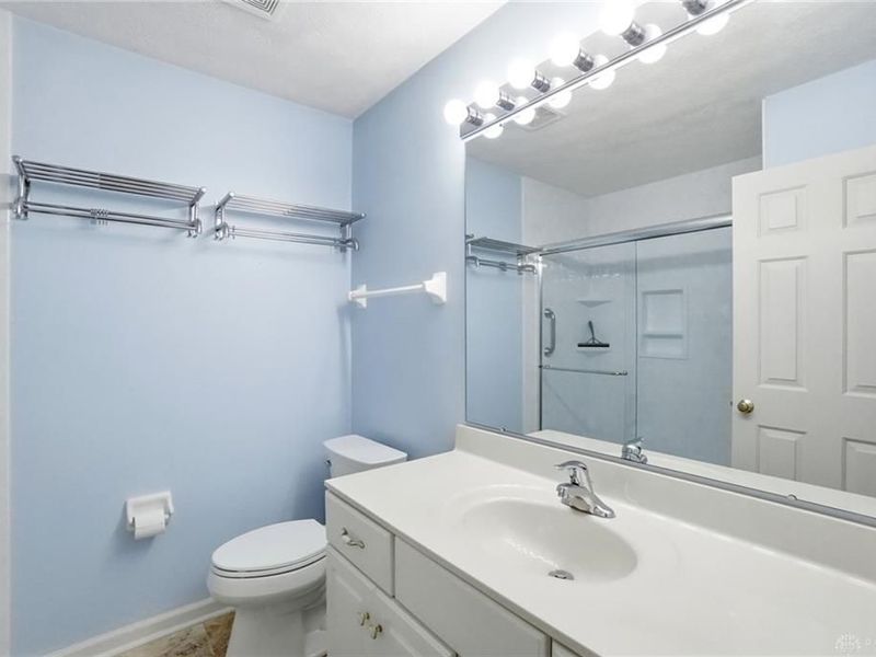 9083 Marquis Drive, Miamisburg, OH 45342 Photo 19