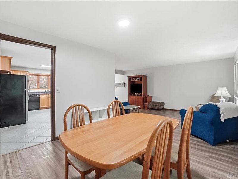 2033 Meadowside Lane, Washington Township, OH 45458 Photo 10