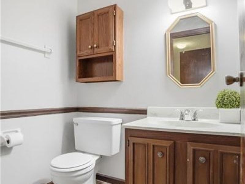 2033 Meadowside Lane, Washington Township, OH 45458 Photo 20