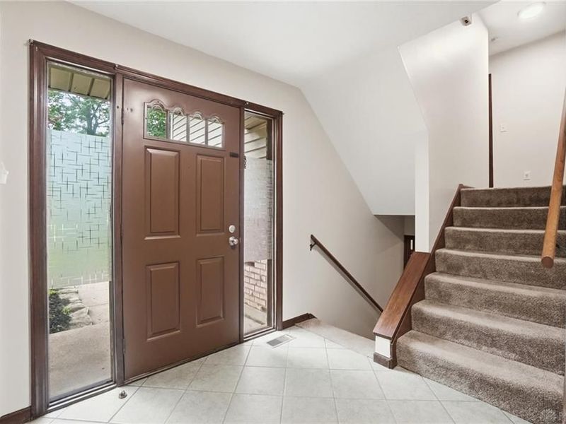 2033 Meadowside Lane, Washington Township, OH 45458 Photo 5