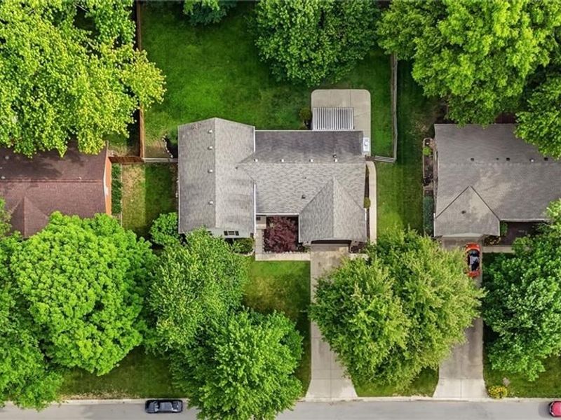 2033 Meadowside Lane, Washington Township, OH 45458 Photo 58
