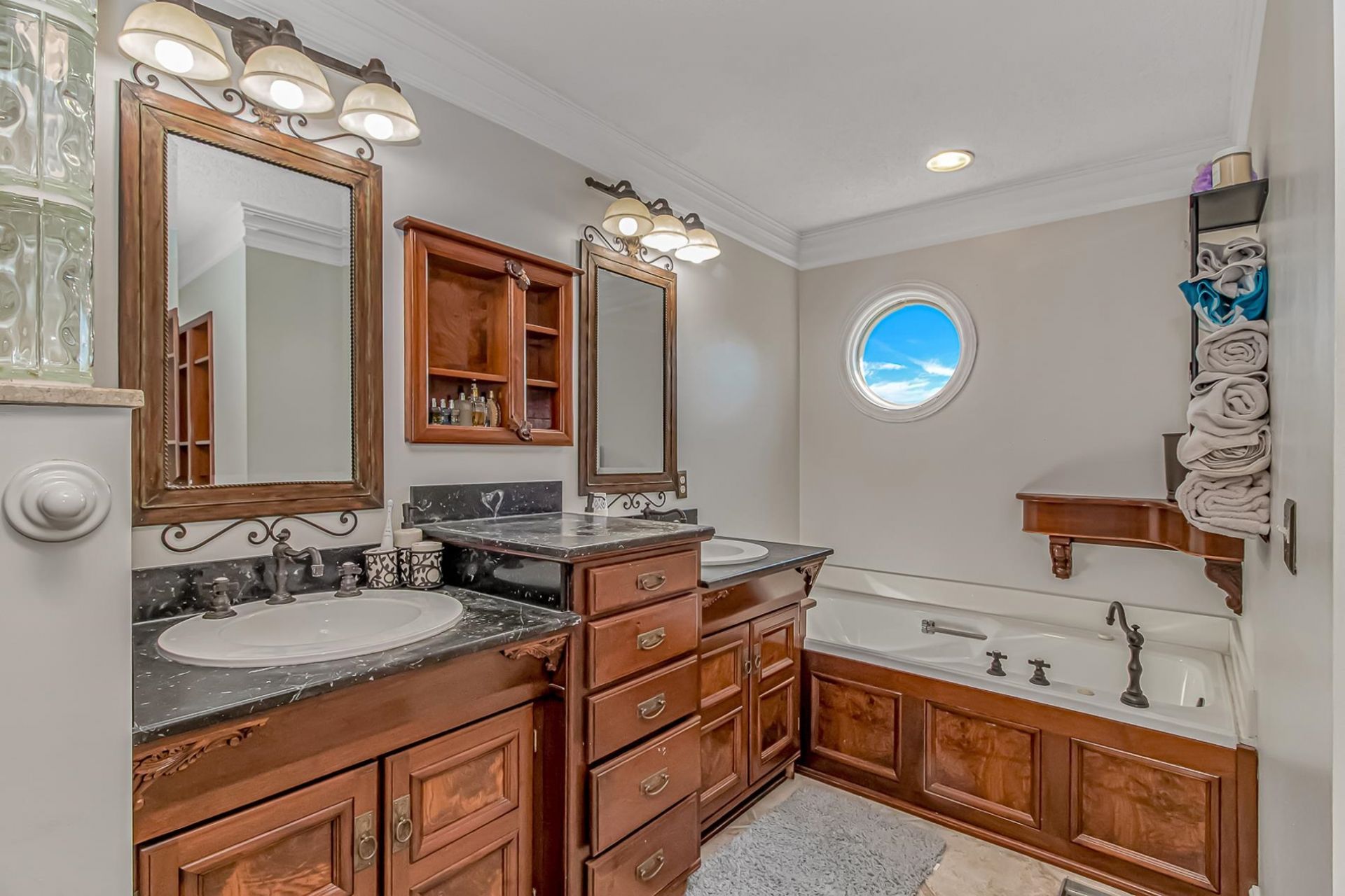1668 Harbor Dr. Photo 24