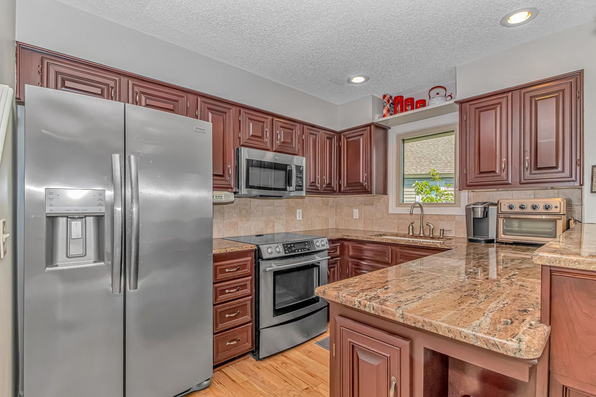 1668 Harbor Dr. Photo 9
